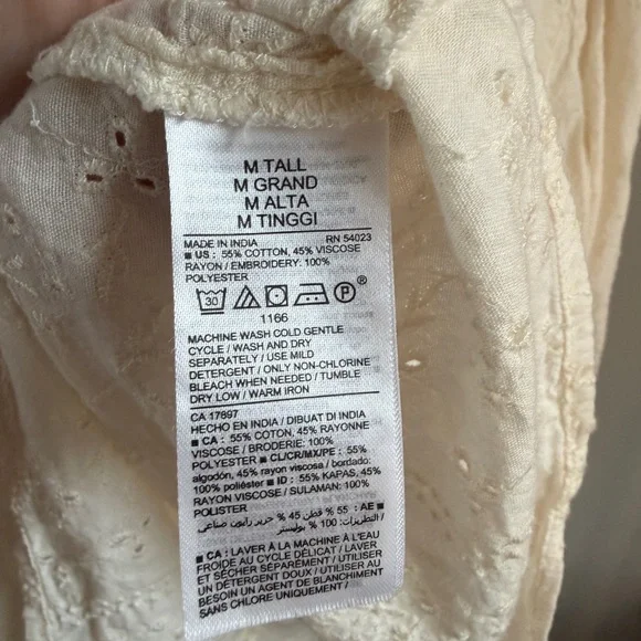 Old Navy 100% cotton Embroidered cut neck Cream Lace Blouse - Picture 7 of 7